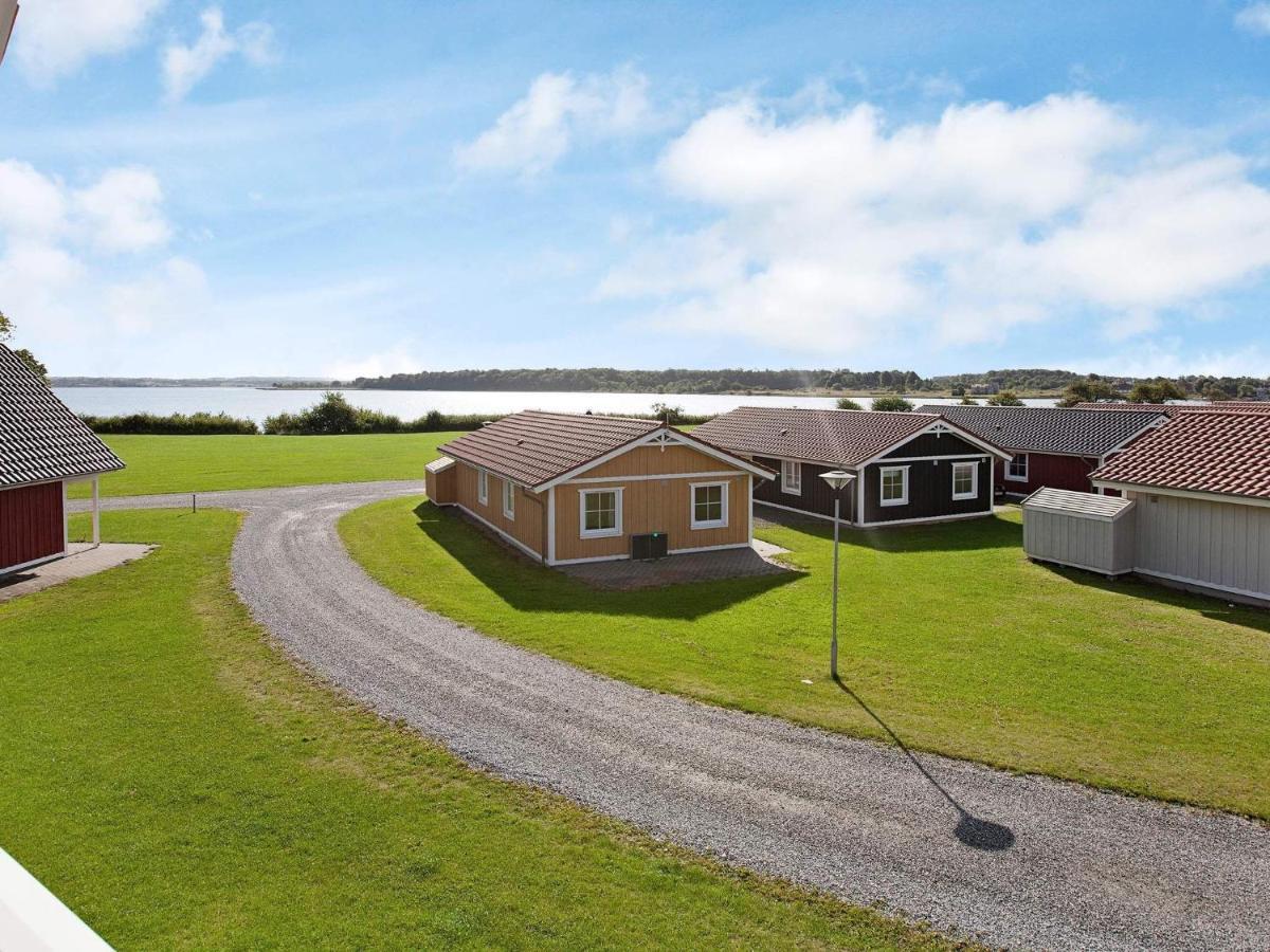 6 Person Holiday Home On A Holiday Park In Гростен Экстерьер фото