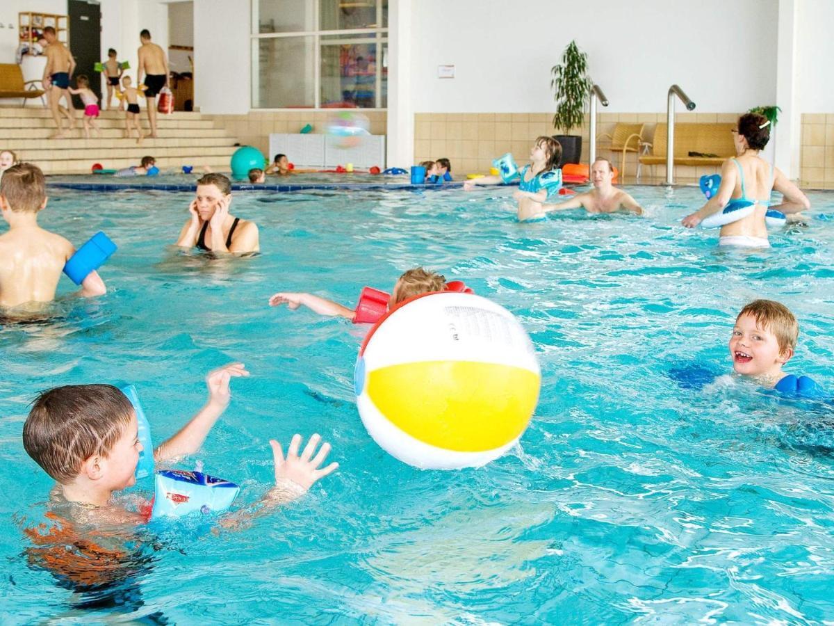 6 Person Holiday Home On A Holiday Park In Гростен Экстерьер фото